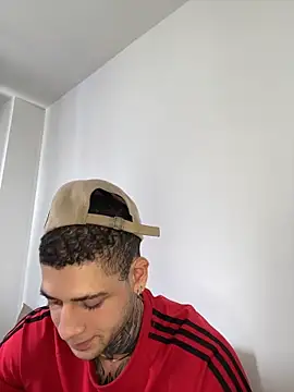 dream party 4U online show from 04/08/26, 04:52