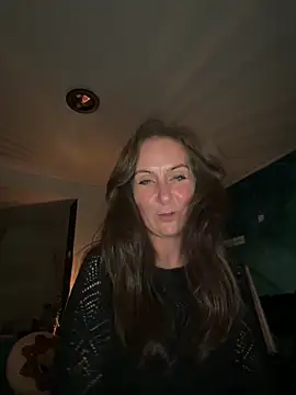 AtomicAngie online show from 04/19/26, 09:39