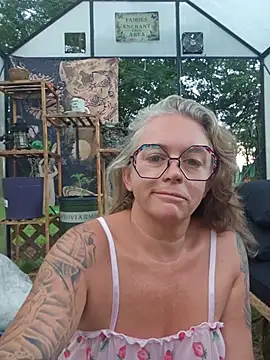 Blondejenn online show from 07/08/26, 11:33