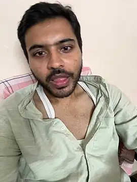 Sweetloverr28 online show from 04/28/26, 10:58