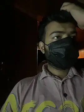 Snapshot of CA_Topper_7837 chatting on 04/13/26, 09:41 CA Topper 7837 online show from 04/13/26, 09:41