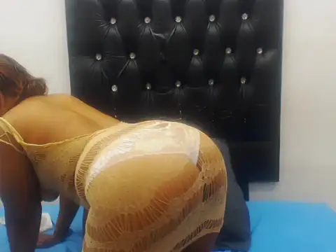 SultrySirenX online show from 04/08/26, 04:25