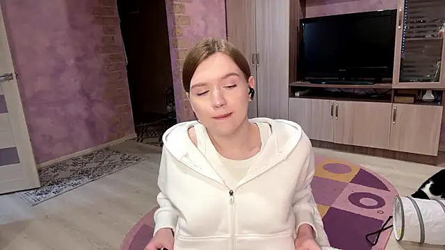 Snapshot of DorotaMeowtTo chatting on 04/10/26, 11:06 DorotaMeowtTo online show from 04/10/26, 11:06