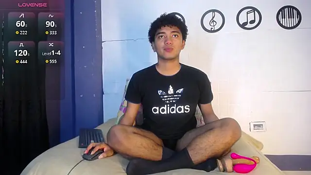 felipecams online show from 04/15/26, 06:19