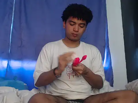 felipecams online show from 08/09/26, 05:08