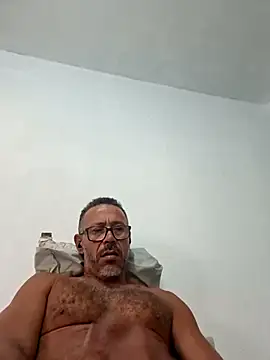 Snapshot of paizao1977brazil chatting on 05/09/26, 07:39 paizao1977brazil online show from 05/09/26, 07:39