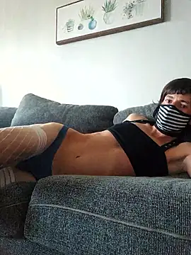 Wayuphornybttm online show from 04/29/26, 03:38