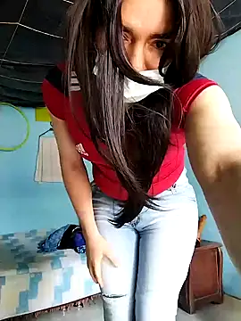 IsaSosa1982 online show from 04/18/26, 03:03