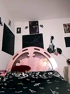 Snapshot of salomediamond chatting on 05/06/26, 05:00 salomediamond online show from 05/06/26, 05:00