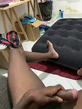 Snapshot of kcetepreto chatting on 04/08/26, 02:46 kcetepreto online show from 04/08/26, 02:46