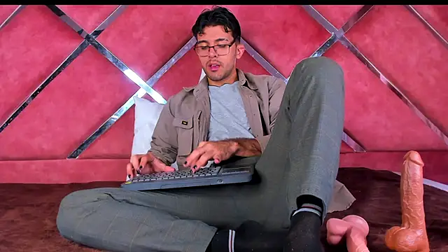 Snapshot of RodrigoColby2 chatting on 07/02/26, 03:07 RodrigoColby2 online show from 07/02/26, 03:07
