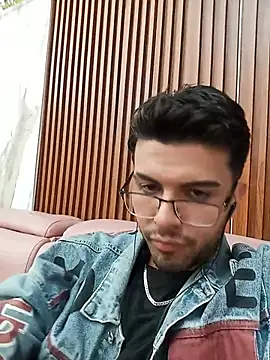 Snapshot of RodrigoColby2 chatting on 06/09/26, 03:46 RodrigoColby2 online show from 06/09/26, 03:46