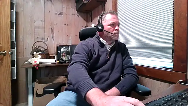 Snapshot of JJ_CONN78 chatting on 04/27/26, 04:16 JJ CONN78 online show from 04/27/26, 04:16