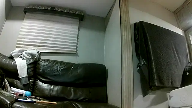 Snapshot of GypsiiCornel chatting on 05/06/26, 02:48 GypsiiCornel online show from 05/06/26, 02:48