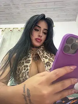 Snapshot of Milk_lee7 chatting on 04/11/26, 06:54 Milk lee7 online show from 04/11/26, 06:54