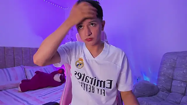 SaNti ll online show from 04/08/26, 02:24