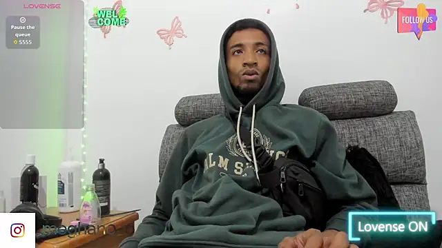 Snapshot of JustJaden chatting on 04/09/26, 12:44 JustJaden online show from 04/09/26, 12:44