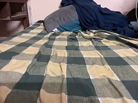 ayaan sanger online show from 04/10/26, 10:44