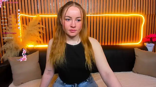 AlyaMe online show from 04/27/26, 01:03