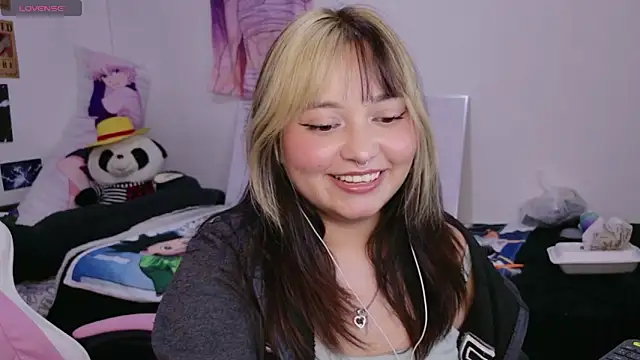 Snapshot of ZoeyDoll_ chatting on 05/16/26, 11:48 ZoeyDoll online show from 05/16/26, 11:48