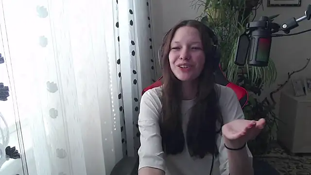 PunyKnee online show from 04/08/26, 10:06