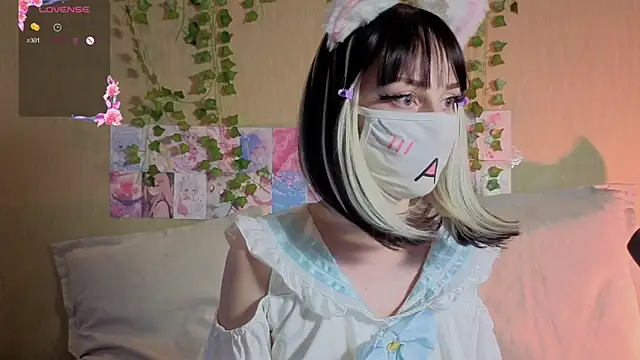 Snapshot of LunaNyanmi chatting on 06/01/26, 02:28 LunaNyanmi online show from 06/01/26, 02:28