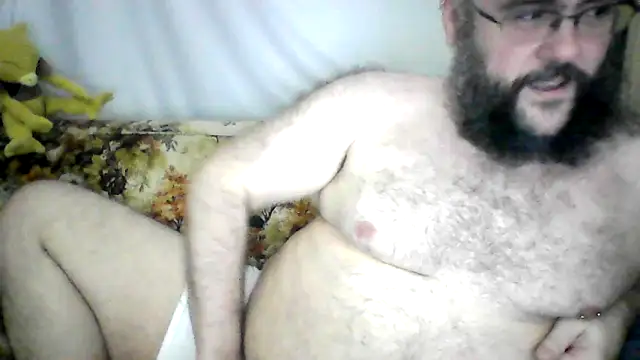 Snapshot of BriTheTopBear chatting on 04/20/26, 04:48 BriTheTopBear online show from 04/20/26, 04:48