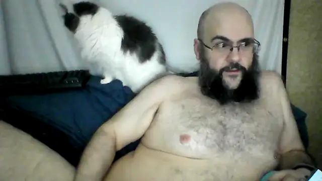 Snapshot of BriTheTopBear chatting on 04/21/26, 01:42 BriTheTopBear online show from 04/21/26, 01:42