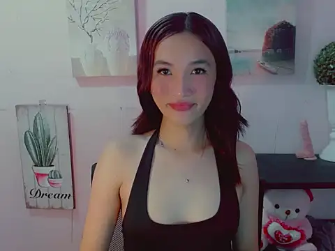 Snapshot of Mystic_haraxx chatting on 06/19/26, 06:36 Mystic haraxx online show from 06/19/26, 06:36
