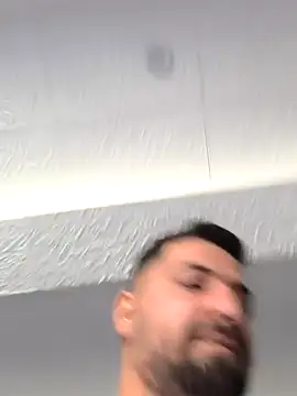 Snapshot of Attila2701 chatting on 04/06/26, 12:17 Attila2701 online show from 04/06/26, 12:17