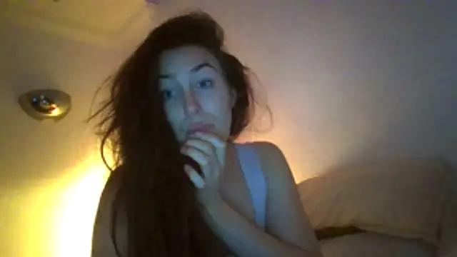 Hannahb2b online show from 04/21/26, 09:54