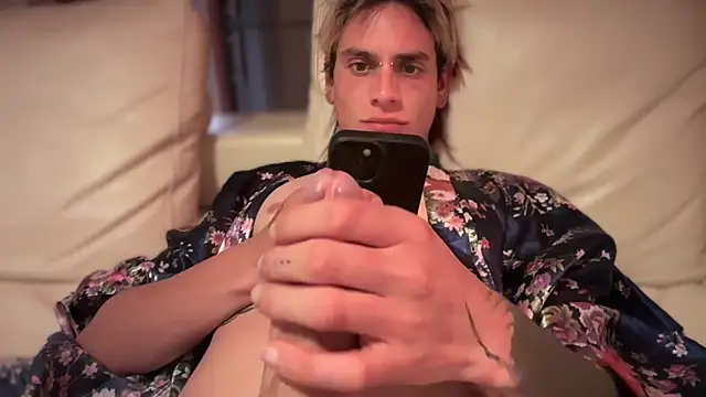 lucasdeexxx online show from 05/07/26, 10:57