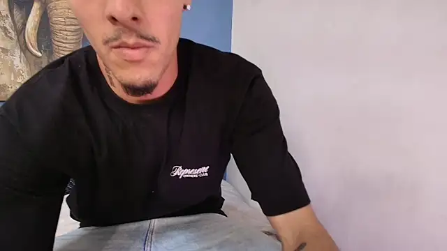 ALEXXXTREM69 online show from 04/17/26, 12:35