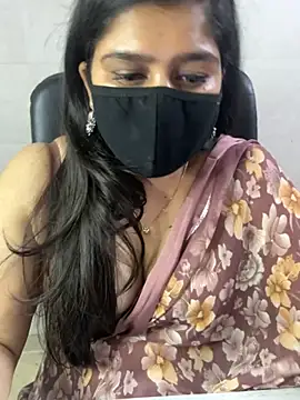 Snapshot of sarasofiaa_ chatting on 05/22/26, 05:22 sarasofiaa online show from 05/22/26, 05:22