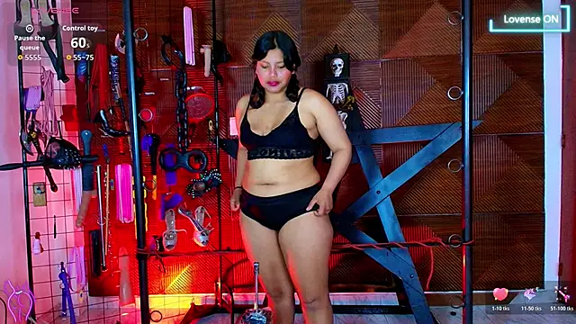 Bdsm Kiara online show from 04/23/26, 08:10