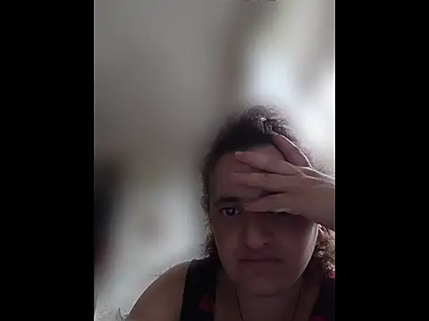 Snapshot of AnabelBexley chatting on 07/04/26, 04:30 AnabelBexley online show from 07/04/26, 04:30