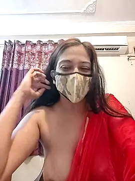 Aliyaa bhat online show from 05/19/26, 07:59