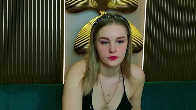 Molly Voses online show from 04/24/26, 08:44