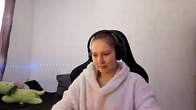 Snapshot of WesleyFrohling chatting on 04/08/26, 09:11 WesleyFrohling online show from 04/08/26, 09:11