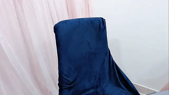 minami-yuiyui online show from 05/08/26, 01:31