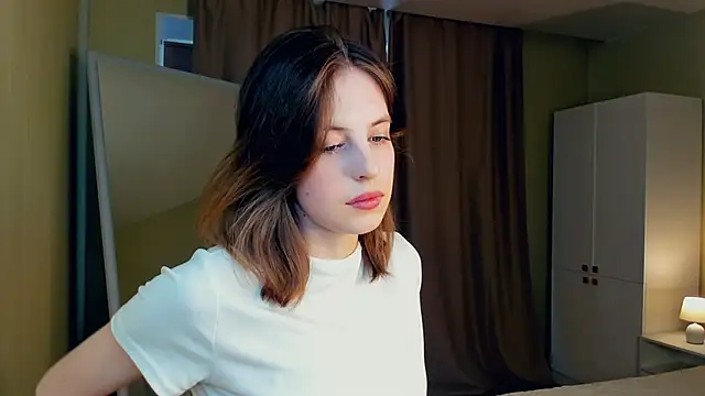 Snapshot of MerleBarczak chatting on 04/11/26, 07:45 MerleBarczak online show from 04/11/26, 07:45