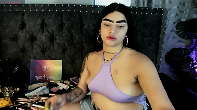 Amira Leylaa online show from 04/14/26, 06:57