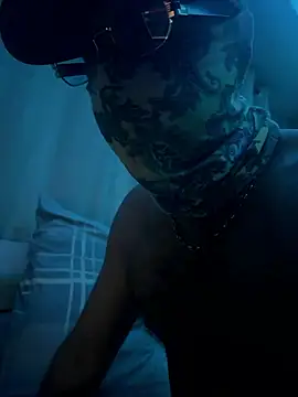 Snapshot of Veyronyx chatting on 04/16/26, 06:30 Veyronyx online show from 04/16/26, 06:30