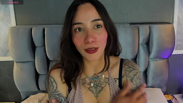 Cata Jonees online show from 04/15/26, 07:29