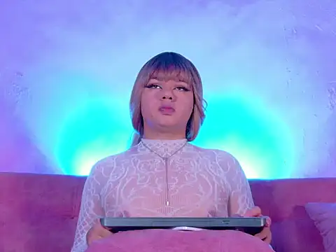 Tiff sammy online show from 04/20/26, 02:07