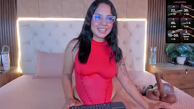 Snapshot of Amelia_Rossetti chatting on 05/30/26, 11:27 Amelia Rossetti online show from 05/30/26, 11:27
