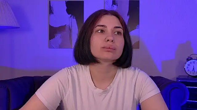 Snapshot of AdrianaToress chatting on 06/03/26, 07:07 AdrianaToress online show from 06/03/26, 07:07