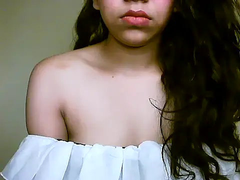 Snapshot of NEHA_RIKA chatting on 04/17/26, 05:32 NEHA RIKA online show from 04/17/26, 05:32