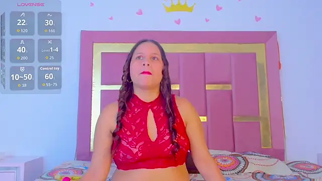 Snapshot of KatalinaSunset chatting on 04/15/26, 01:26 KatalinaSunset online show from 04/15/26, 01:26