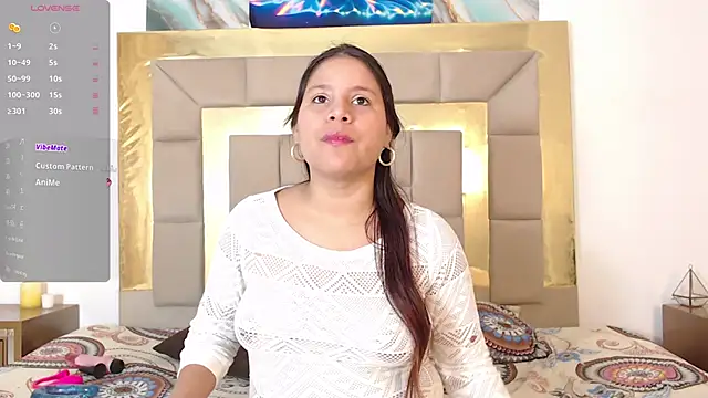 Snapshot of KatalinaSunset chatting on 04/17/26, 01:36 KatalinaSunset online show from 04/17/26, 01:36